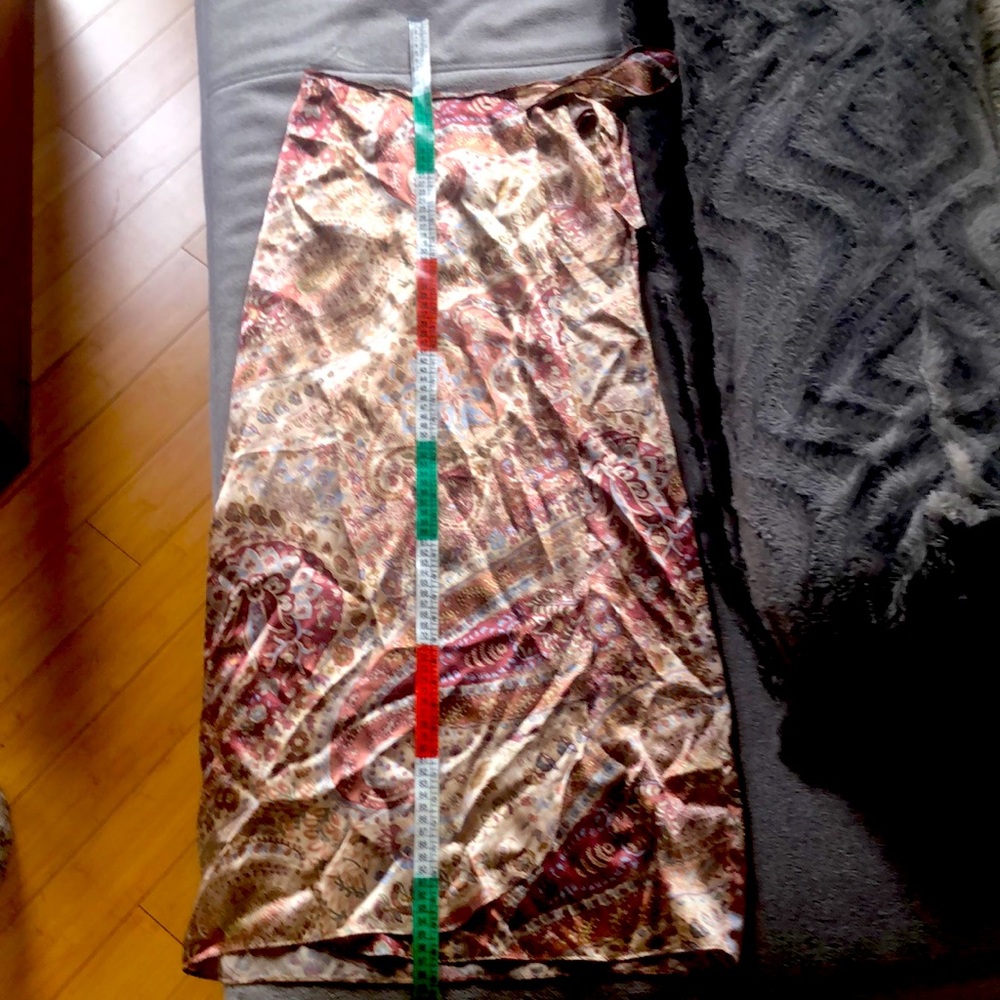 Sexy Victoria’s Secret silk sarongue-small (measurements in cm)